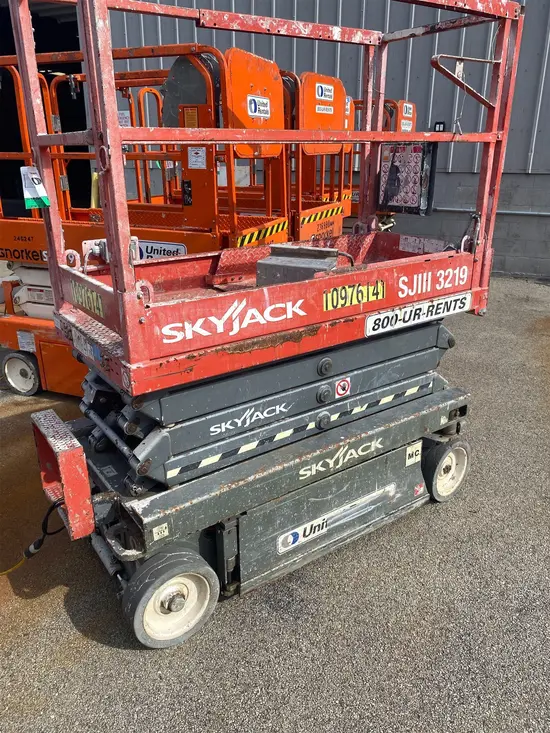 2019 Skyjack SJIII3219 Scissor Lift