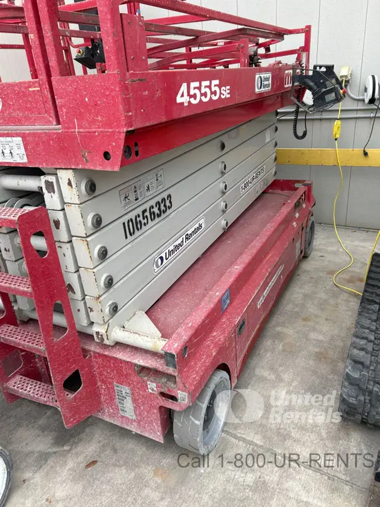 2017 MEC 4555SE Scissor Lift
