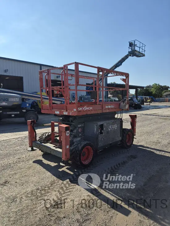 2018 Skyjack SJ6832RT Rough Terrain Scissor Lift