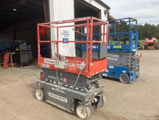 2017 Skyjack SJIII3219 Scissor Lift