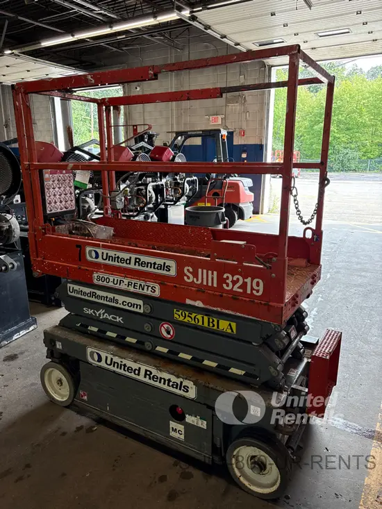 2018 Skyjack SJIII3219 Scissor Lift