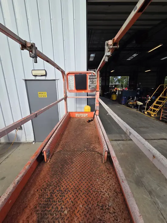 2019 Snorkel S3226E Scissor Lift