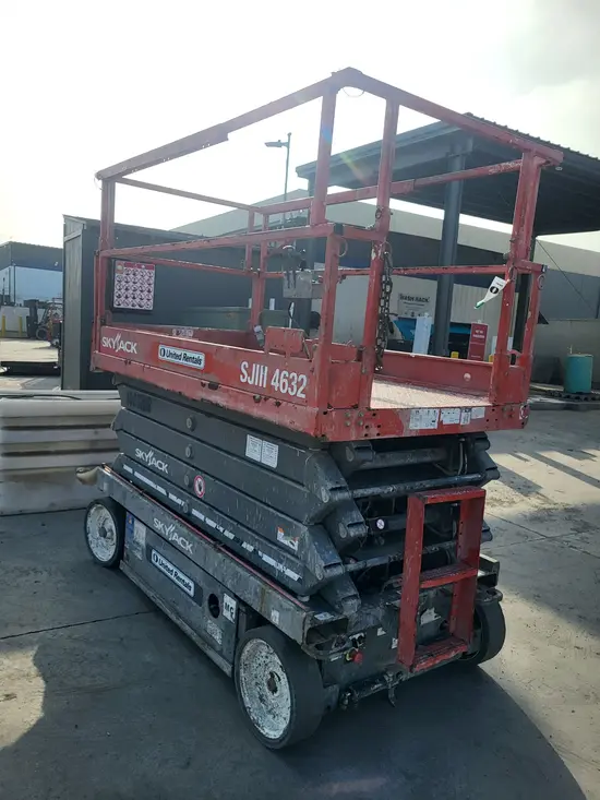 2018 Skyjack SJIII4632 Scissor Lift