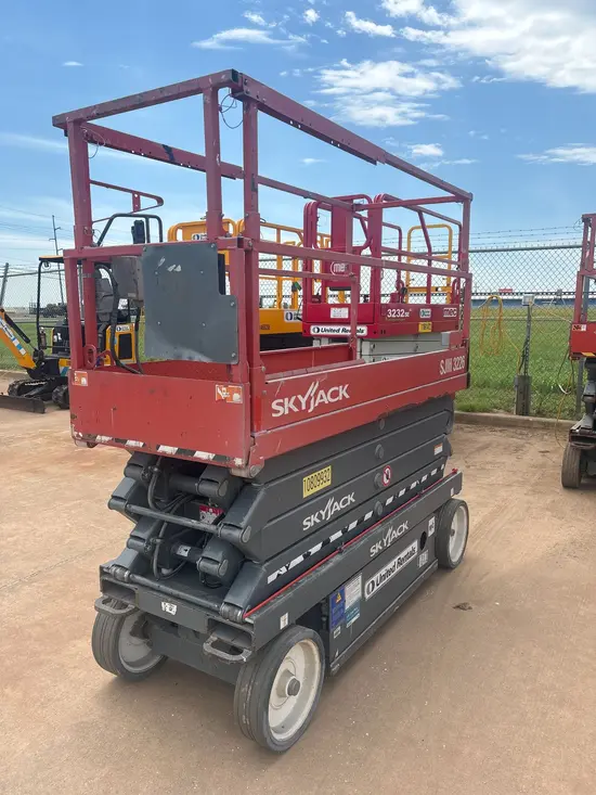 2018 Skyjack SJIII3226 Scissor Lift