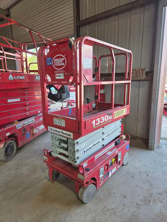2019 MEC 1330SE Scissor Lift