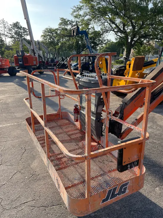 2016 JLG 600AJ Articulating Boom Lift