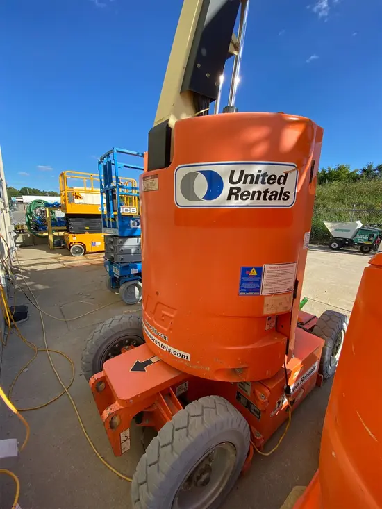 2017 JLG E300AJP Articulating Boom Lift