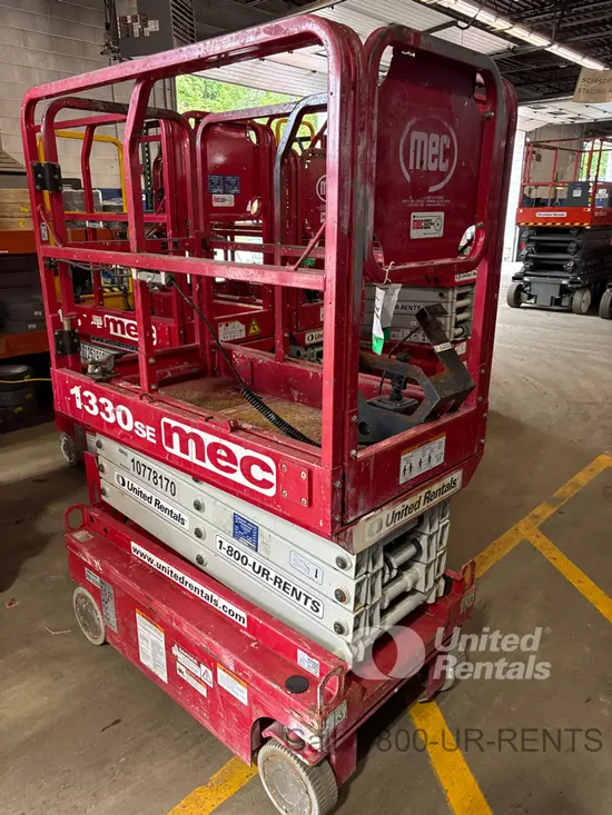 2018 MEC 1330SE Scissor Lift