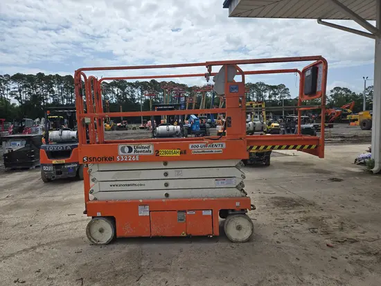 2019 Snorkel S3226E Scissor Lift