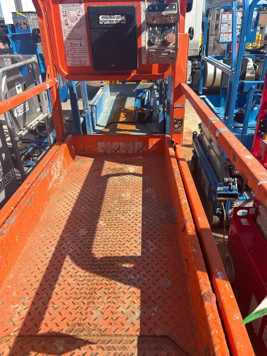 2019 Snorkel S3219E Scissor Lift