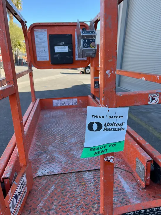 2018 Snorkel S3219E Scissor Lift