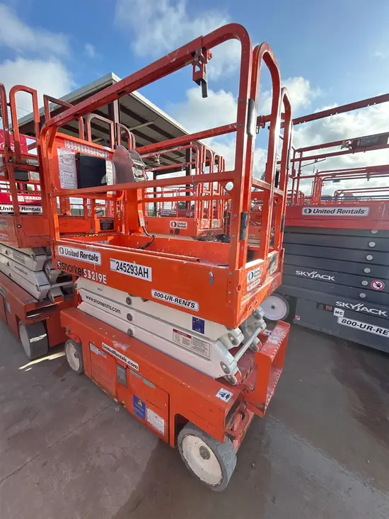 2020 Snorkel S3219E Scissor Lift