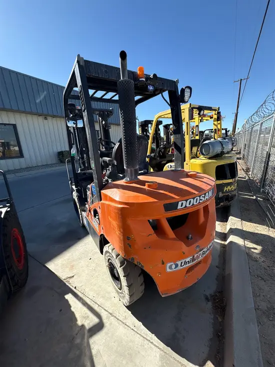 2022 Doosan D30S-7 Warehouse Forklift