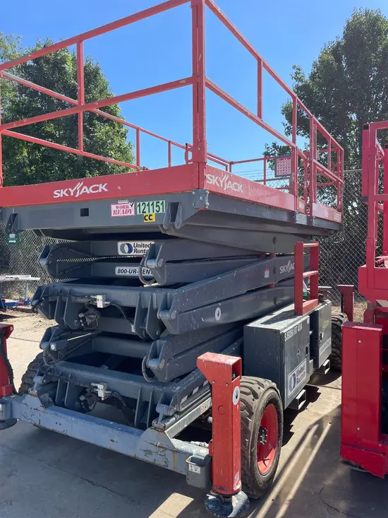 2018 Skyjack SJ9250RT Rough Terrain Scissor Lift