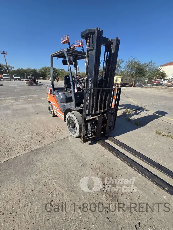 2019 Toyota 8FDU30 Warehouse Forklift