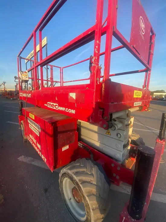 2016 MEC 4069ERT Scissor Lift