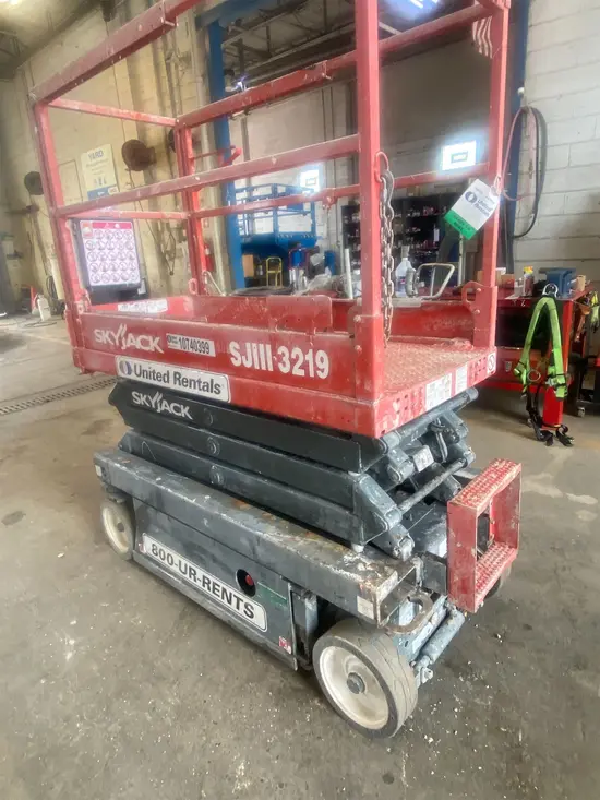 2018 Skyjack SJIII3219 Scissor Lift