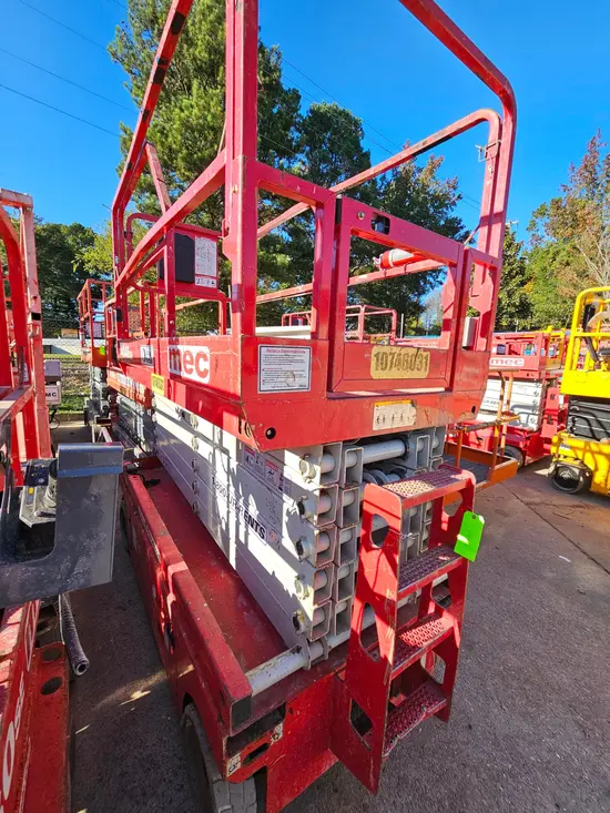 2018 MEC 4046SE Scissor Lift