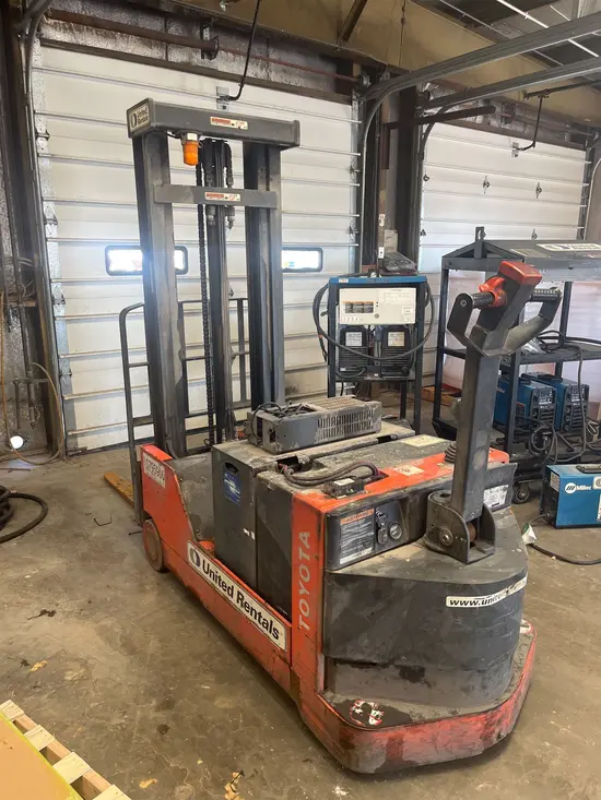 2018 Toyota 6BWC20 Warehouse Forklift