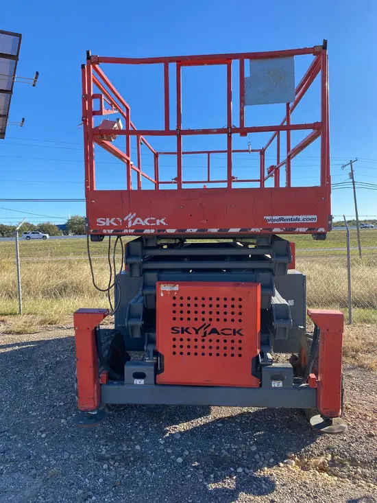 2018 Skyjack SJ8841RT Rough Terrain Scissor Lift