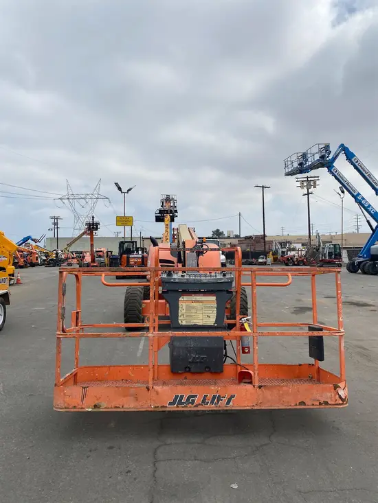 2015 JLG 600AJ Articulating Boom Lift