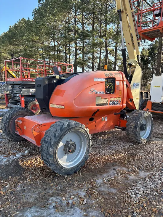 2016 JLG 600AJ Articulating Boom Lift