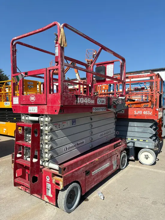 2017 MEC 4046SE Scissor Lift