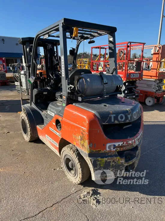 2020 Toyota 8FGU30 Warehouse Forklift