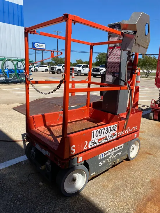 2019 Skyjack SJ12 Self-Propelled One-Person Lift