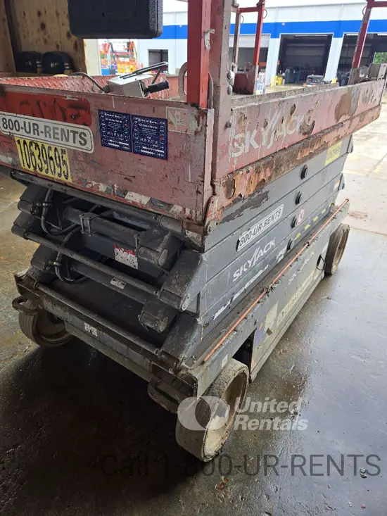 2017 Skyjack SJIII4632 Scissor Lift
