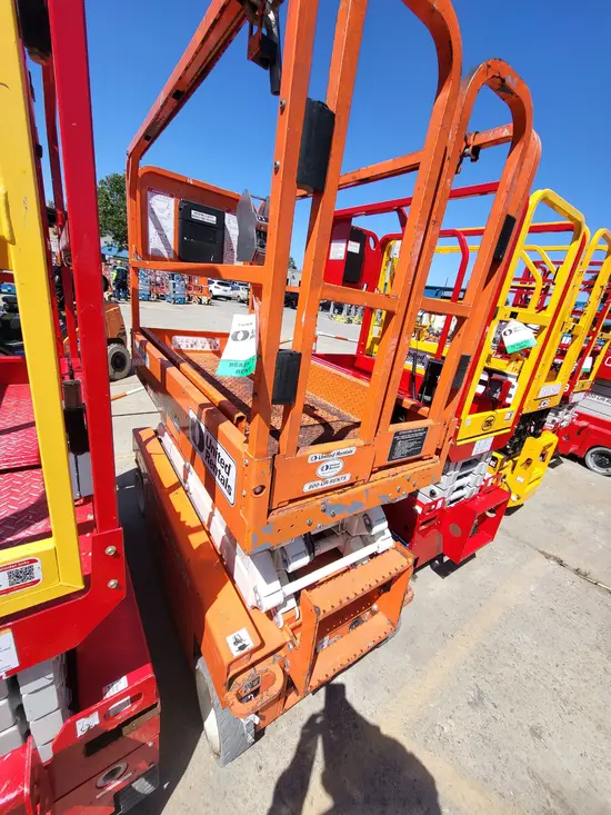 2018 Snorkel S3219E Scissor Lift
