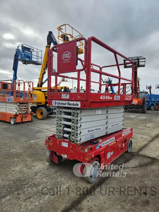 2017 MEC 4046SE Scissor Lift