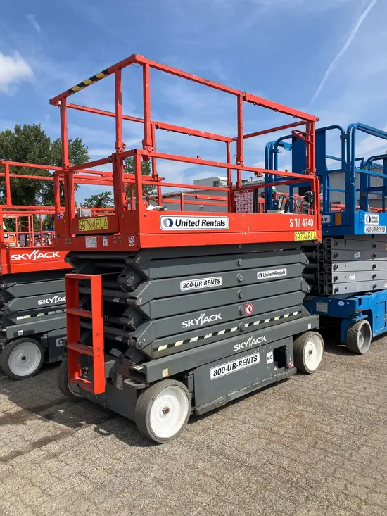 2018 Skyjack SJIII4740 Scissor Lift