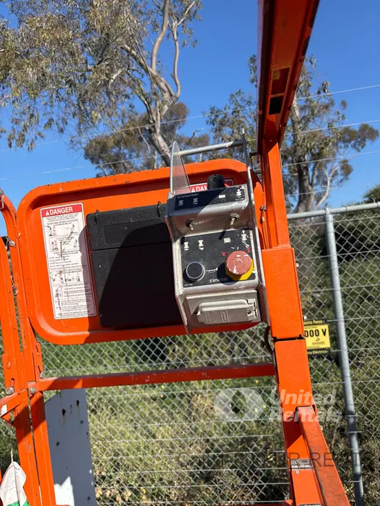 2019 Snorkel S3226E Scissor Lift