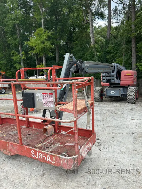 2018 Skyjack SJ85AJ Articulating Boom Lift