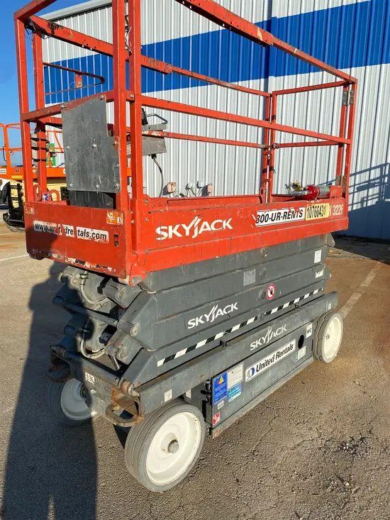 2018 Skyjack SJIII3226 Scissor Lift