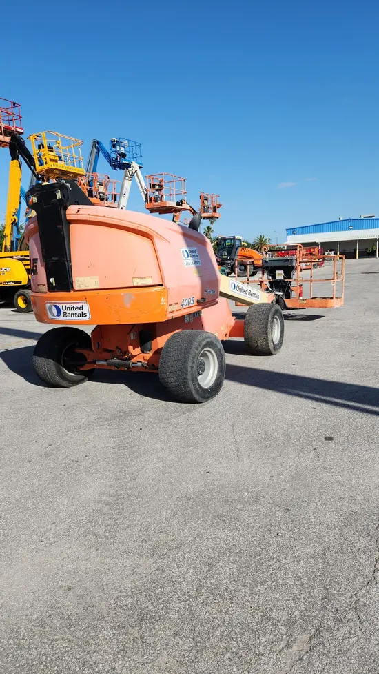 2017 JLG 400S Boom Lift
