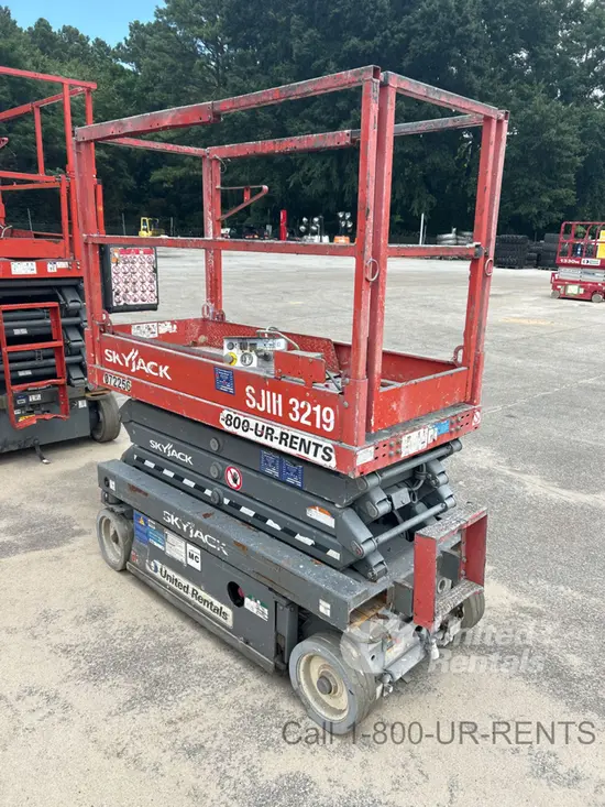 2018 Skyjack SJIII3219 Scissor Lift