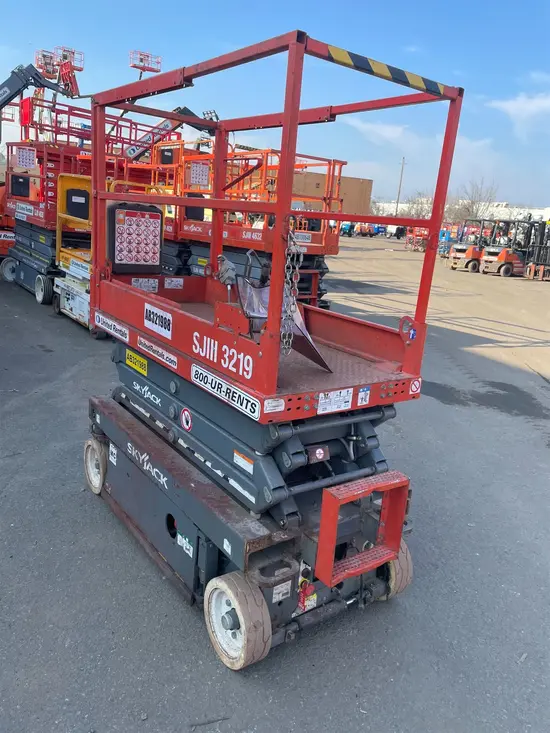 2017 Skyjack SJIII3219 Scissor Lift
