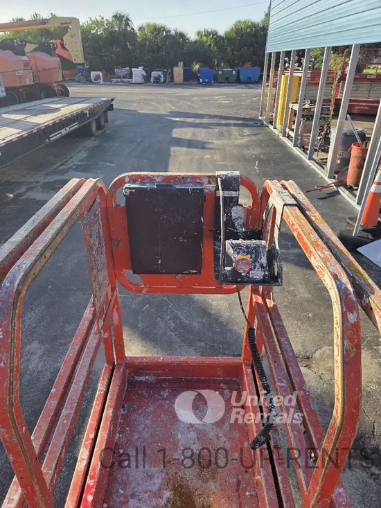 2017 MEC 1330SE Scissor Lift