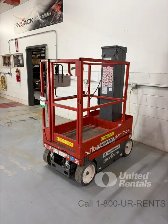 2018 Skyjack SJ16 Self-Propelled One-Person Lift