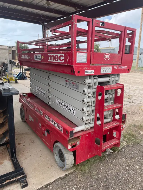 2017 MEC 4046SE Scissor Lift