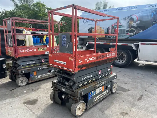 2018 Skyjack SJIII3219 Scissor Lift
