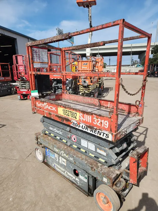 2016 Skyjack SJIII3219 Scissor Lift