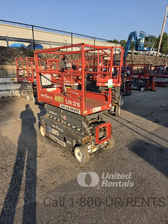 2018 Skyjack SJIII3219 Scissor Lift
