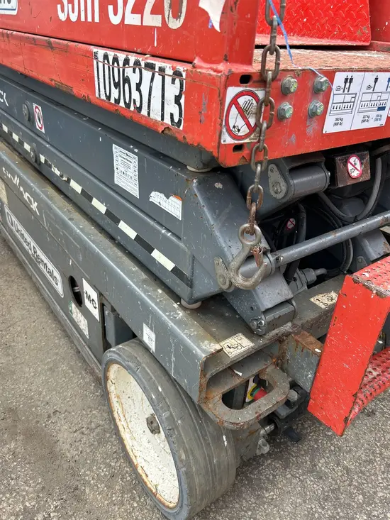 2019 Skyjack SJIII3220 Scissor Lift