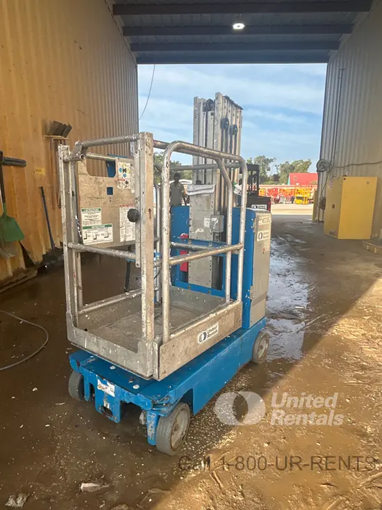 2017 Genie GR-20 Self-Propelled One-Person Lift