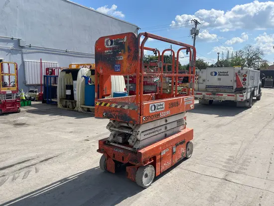 2018 Snorkel S3219E Scissor Lift