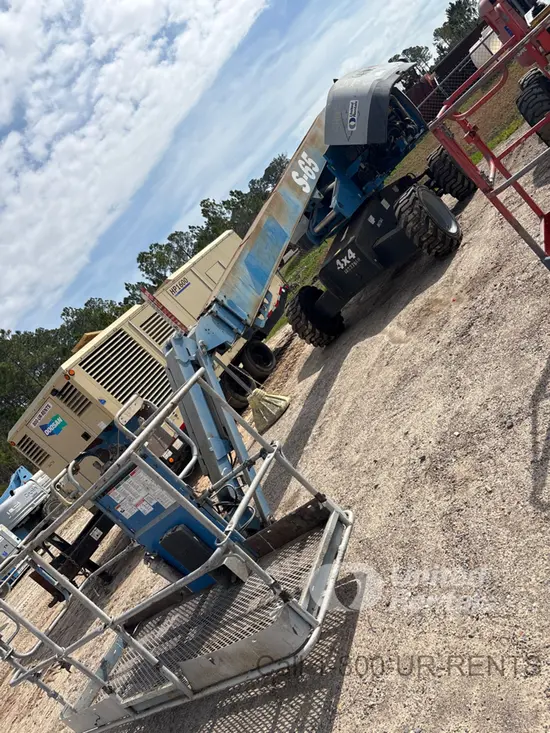 2017 Genie S-65 Boom Lift