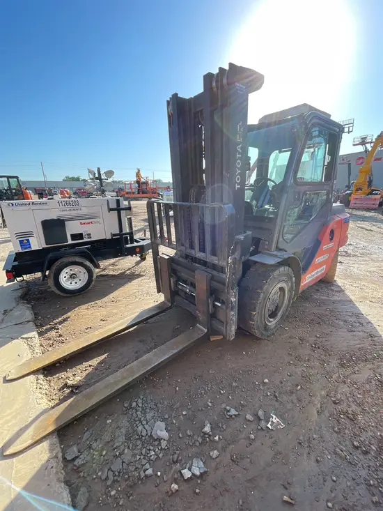 2021 Toyota 8FD45U Warehouse Forklift